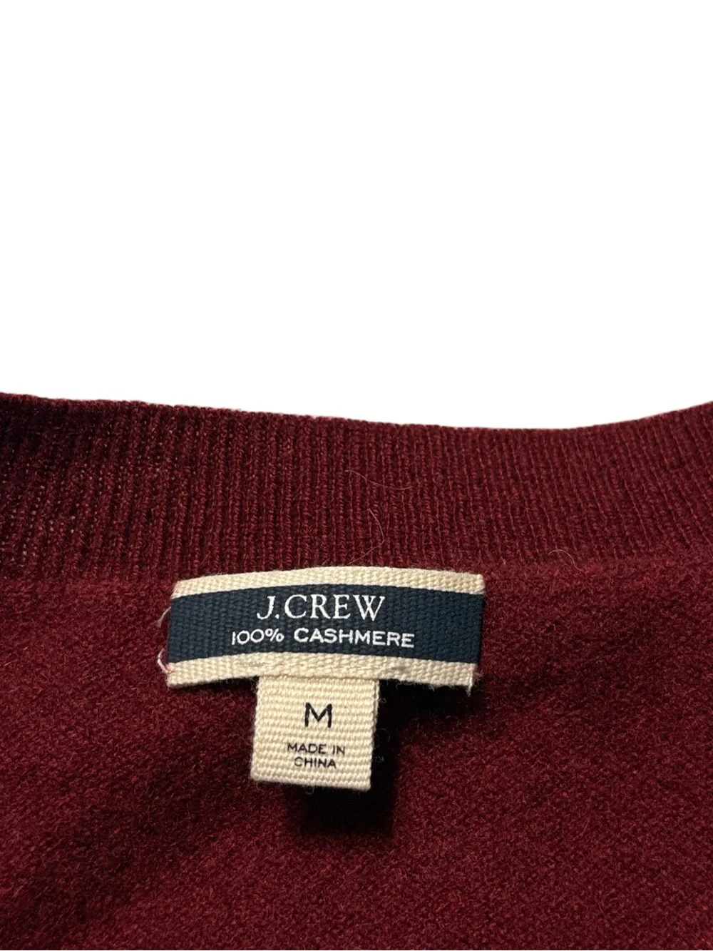 J. Crew Cashmere Classic Fit Crewneck Size Medium Cranberry Cozy Fall Preppy
